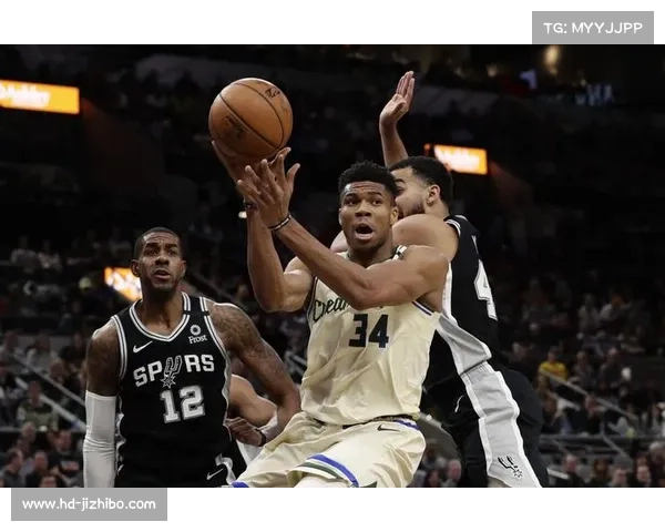 沃克足跟勾制胜萨瑟兰 四连胜皆以降服终结